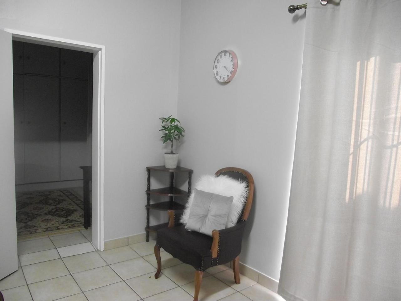 De Nachtuilen Guesthouse Upington Exteriör bild
