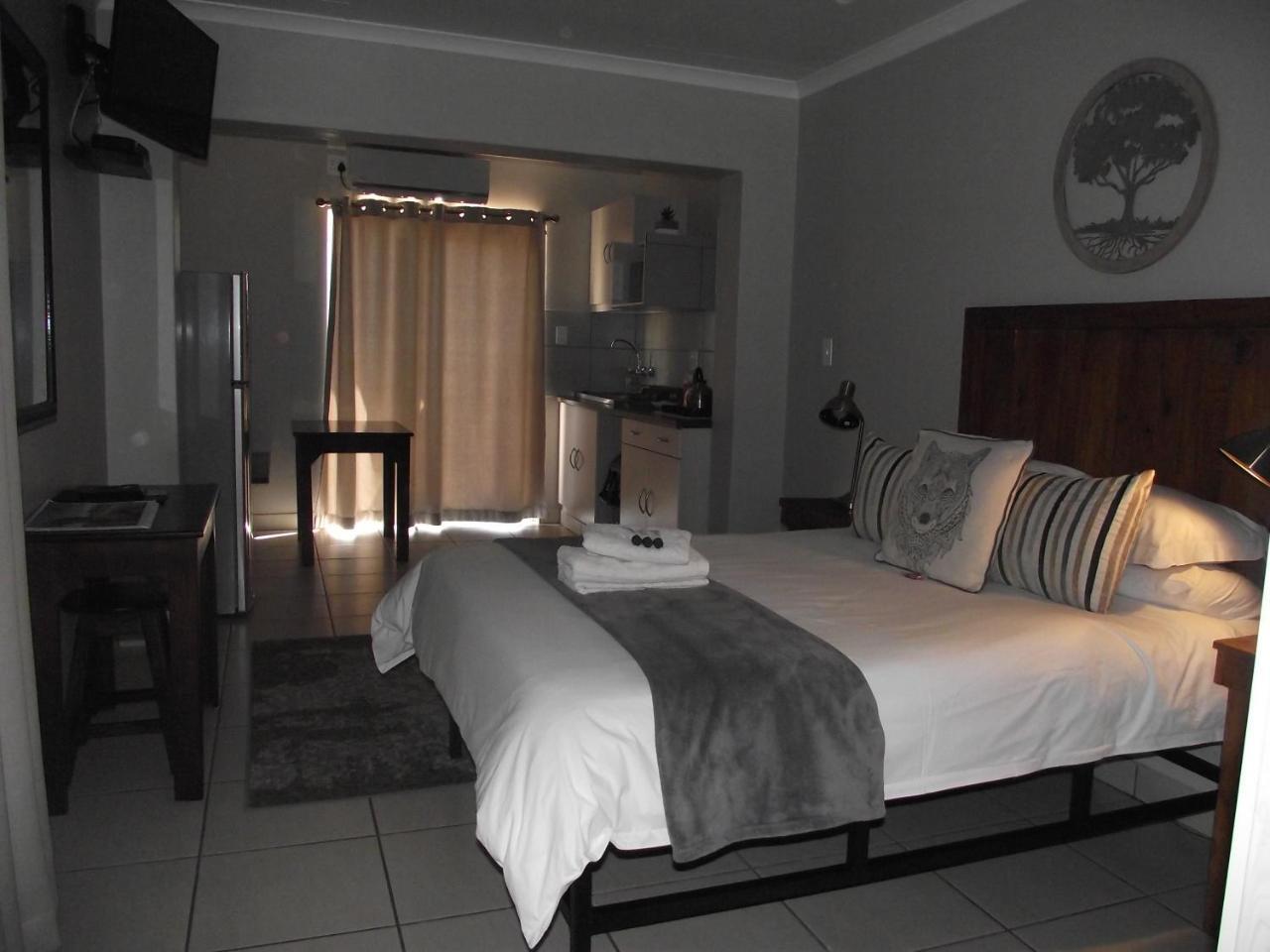 De Nachtuilen Guesthouse Upington Exteriör bild